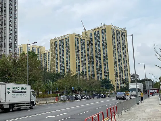 長青邨屋苑外觀