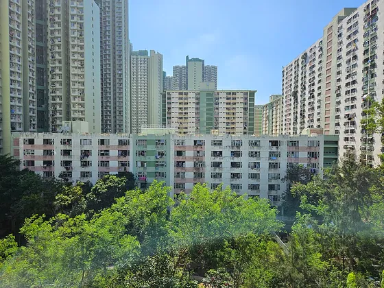 梨木樹邨屋苑外觀