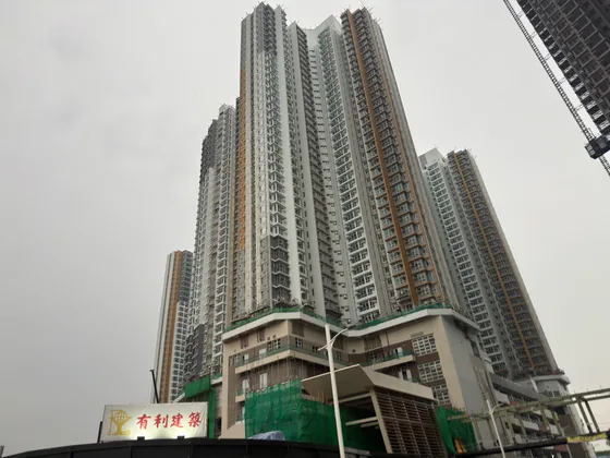 鳳凰嶺邨屋苑外觀