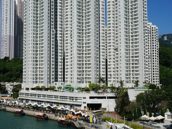 逸港居屋苑外觀