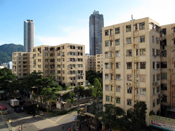 油塘中心屋苑外觀