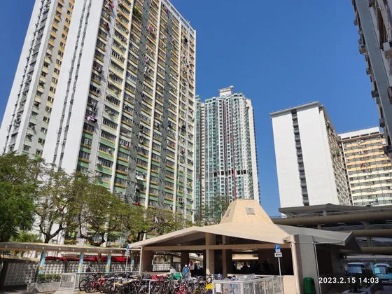 秦石邨屋苑外觀