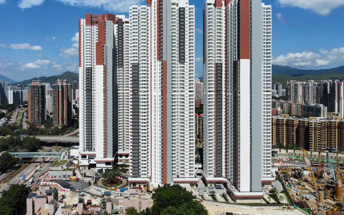 朗天苑屋苑外觀